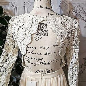 NWT Maniju Lace and Sheer Gown Medium